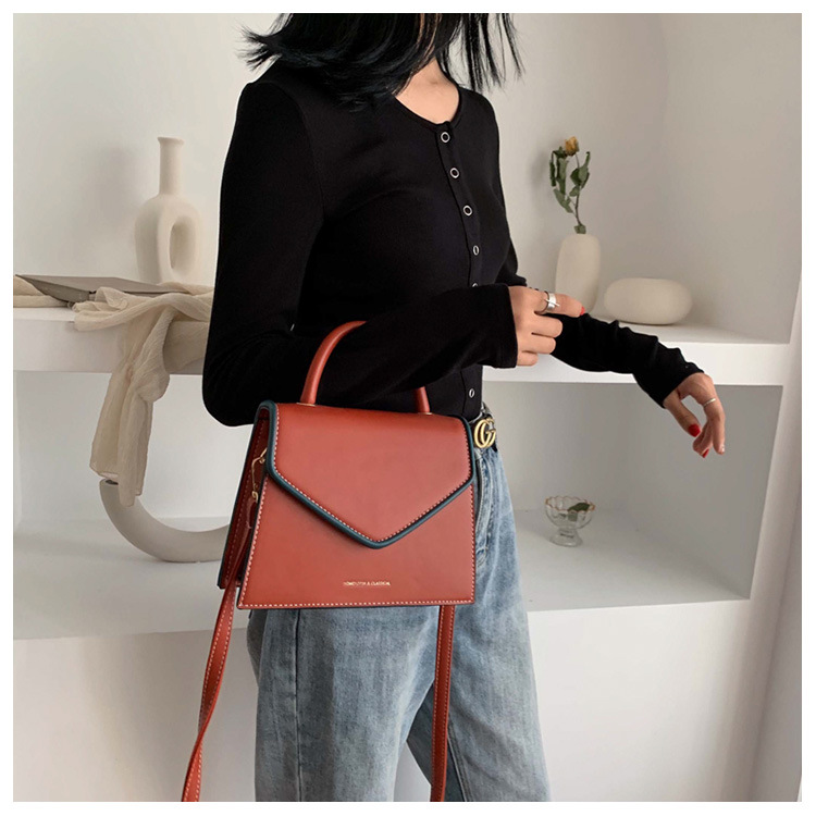 Title 20, Crossbody shoulder bag