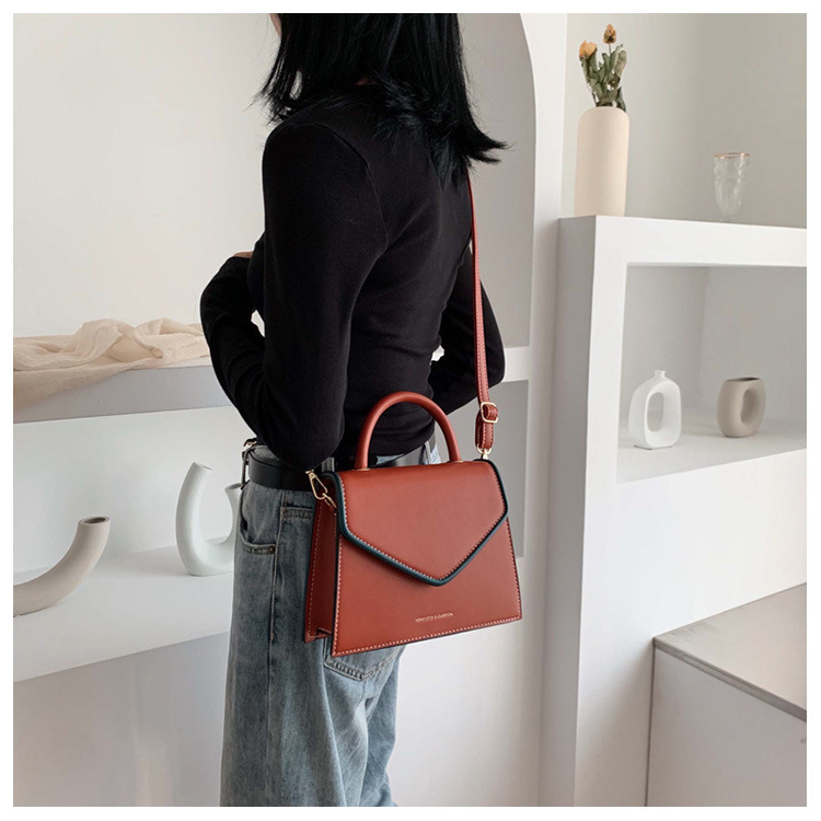 Title 22, Crossbody shoulder bag