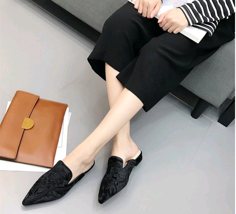 Title 5, Fashion pointed flat sandals and slippers, the ...