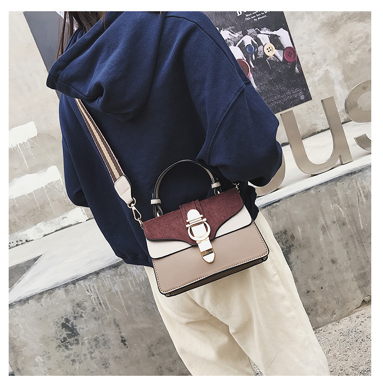 Title 9, One shoulder messenger bag with contrast color,...