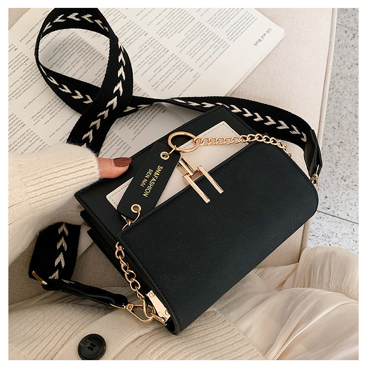 Title 20, Korean fashion matte shoulder bag small square ...