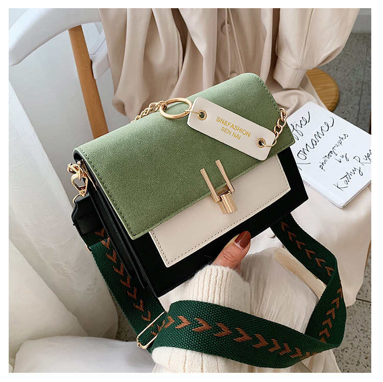 Title 23, Korean fashion matte shoulder bag small square ...