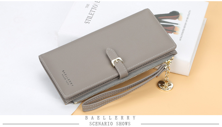 Title 19, Cartera mediana Ms. Baellerry ideal para organi...