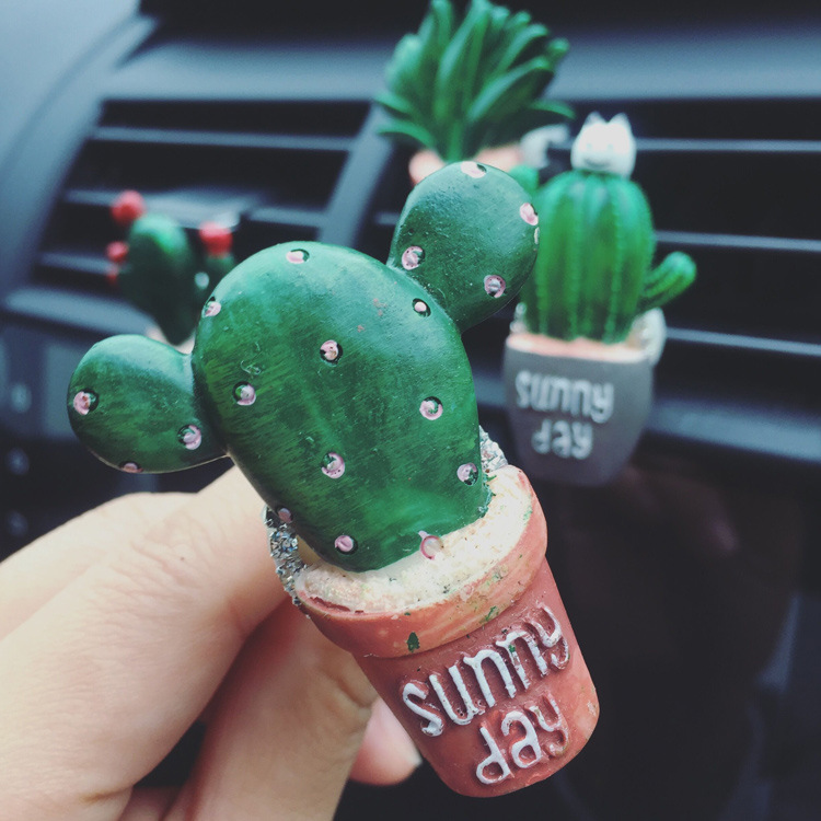 Title 5, Creative Simulation Potted Cactus Car Air Outle...