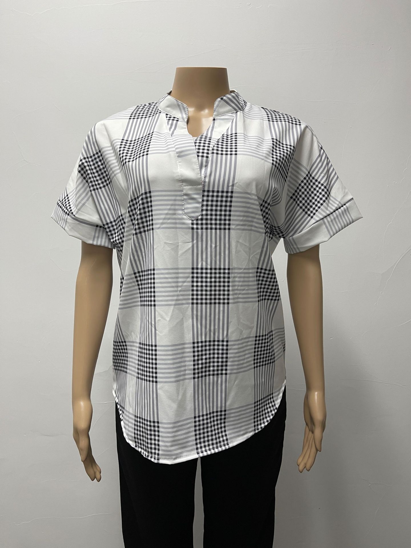 Title 1, Printed V-Neck Loose Casual Check Short Sleeve ...