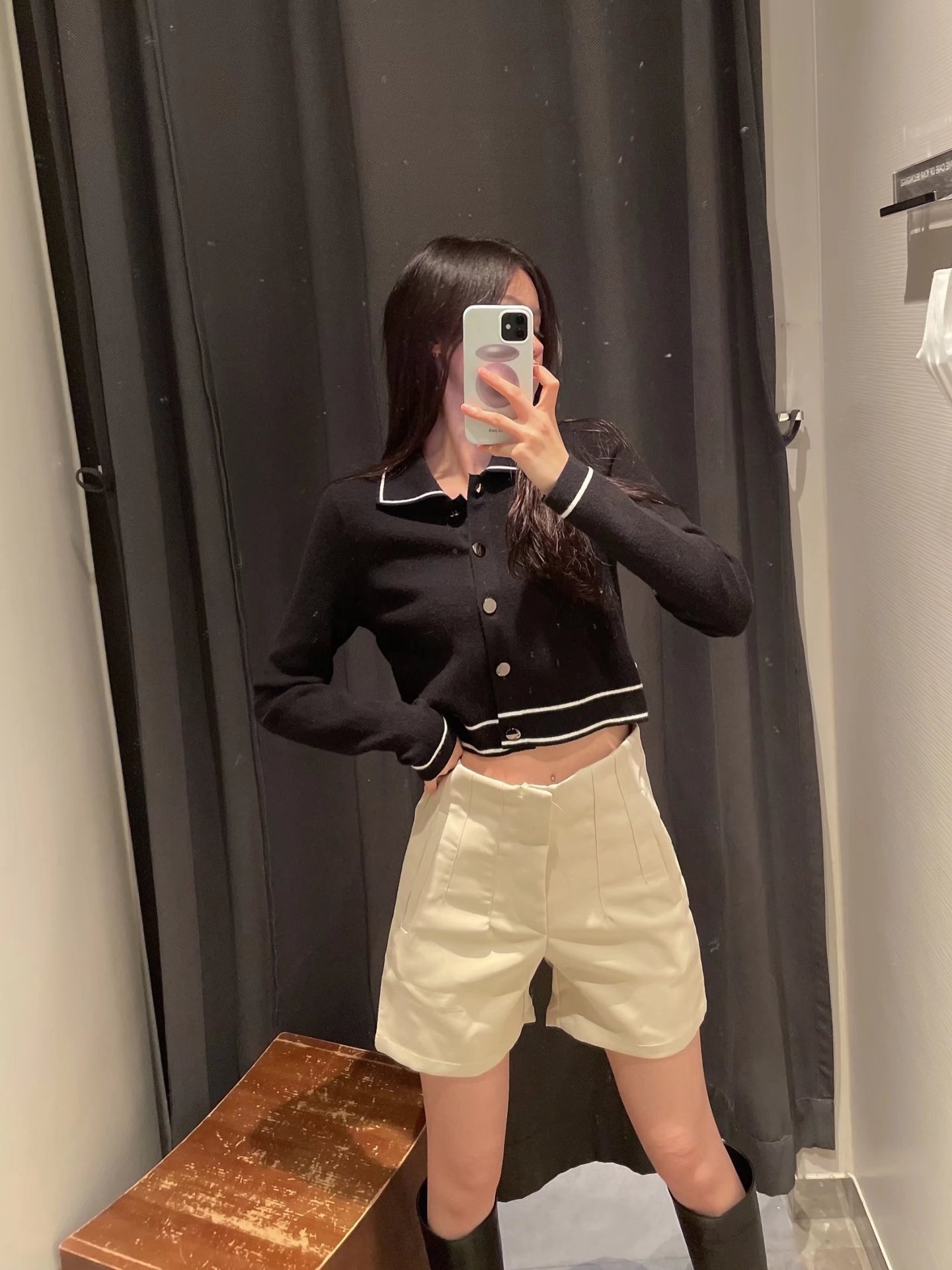 Title 2, Damen Shorts mit hoher Taille und schlichtem De...