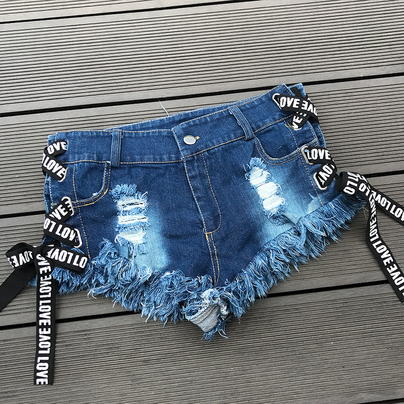 Title 29, Sexy dames jeans shorts voor de zomer. Ultra ko...