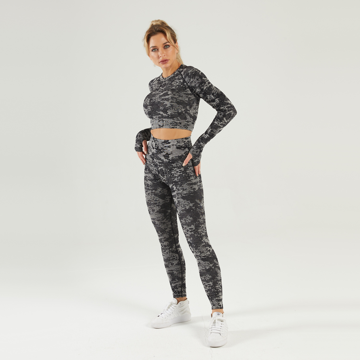 Title 6, Nieuwe Shark Naadloze Yoga Fitness Camouflage D...