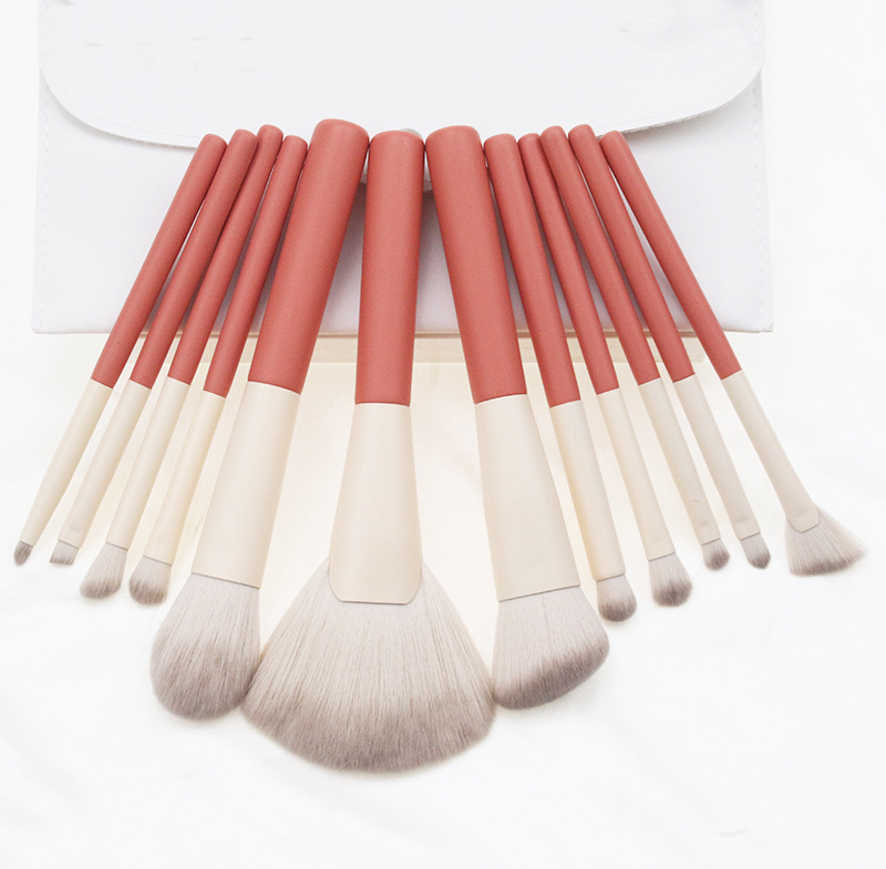 Title 7, 12 Puder-Rouge-Pinsel, komplettes Make-up-Tool-...