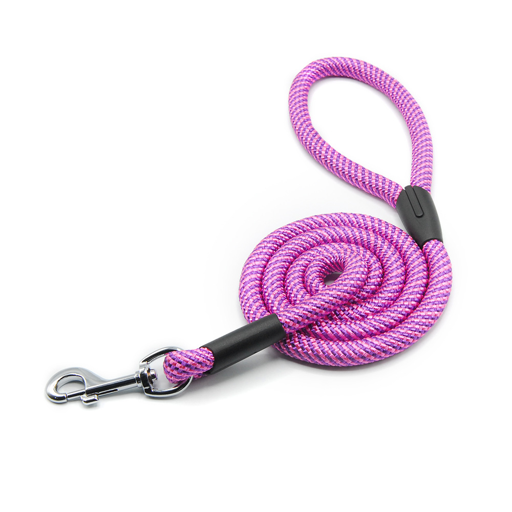 Title 2, Durable and comfortable dog leash for daily wal...