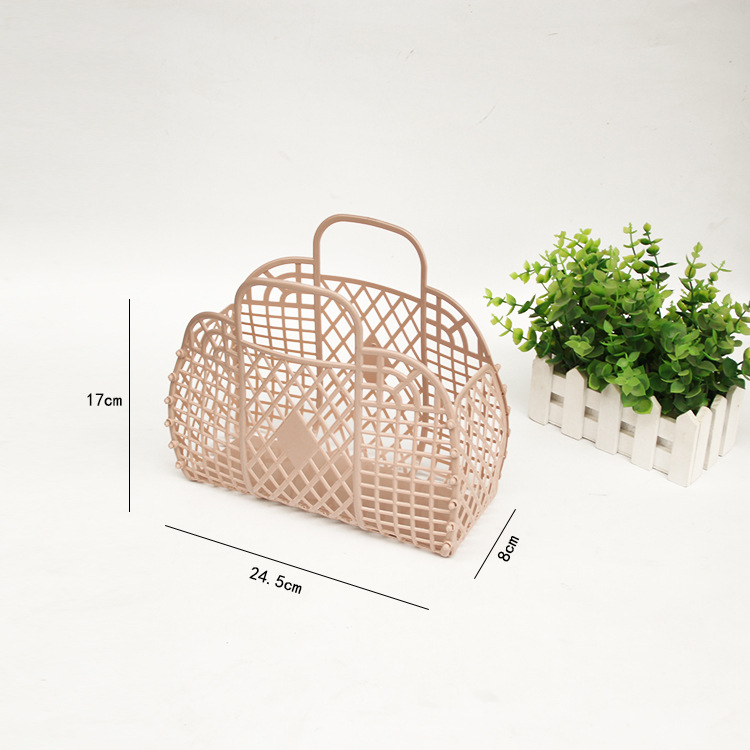 Title 2, Plastic portable bath basket. Conveniently stor...