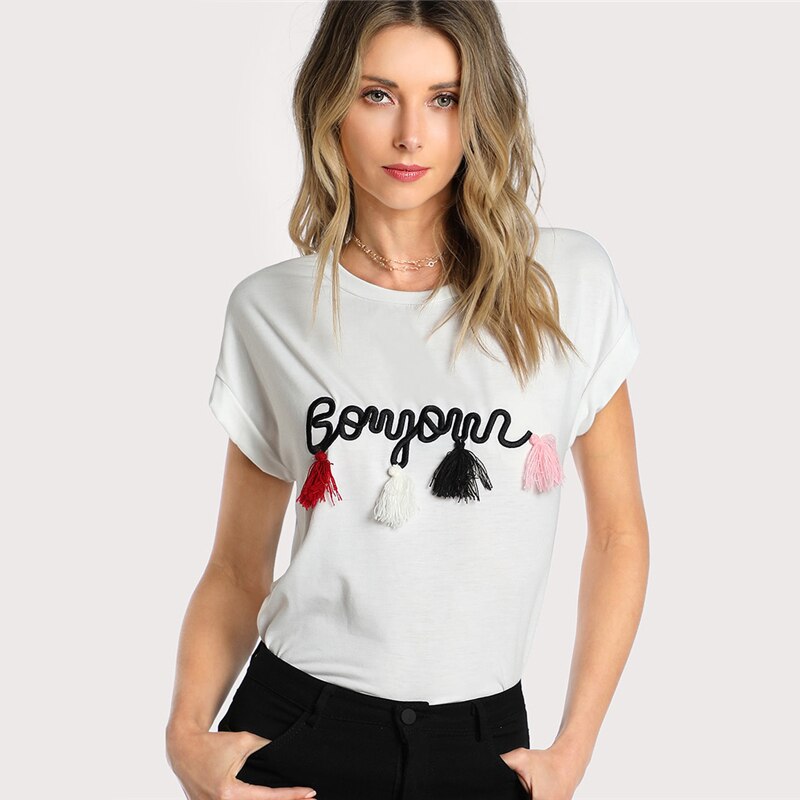 Title 6, Letter geborduurde katoenmix T-shirt met kwastj...