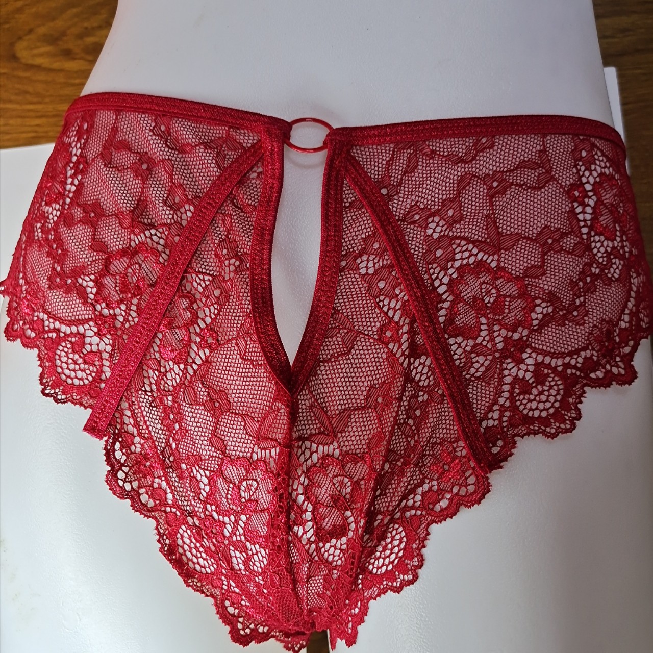 Title 5, Sexy low-waist seamless mesh lace panties