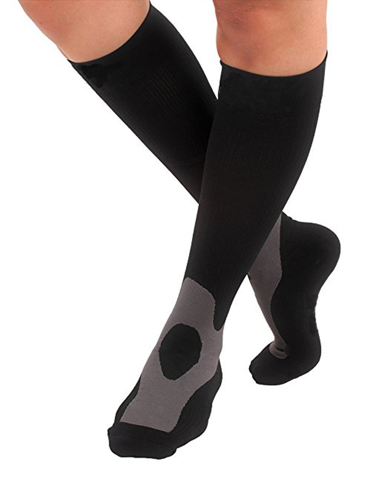 Title 1, Compression sports socks running basketball foo...