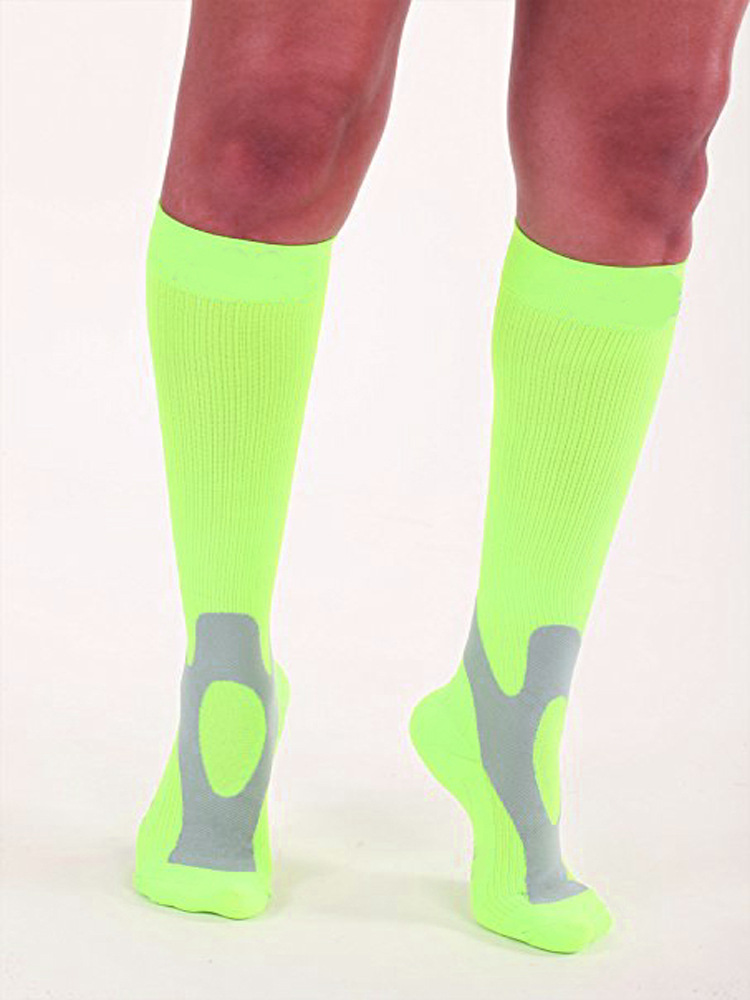 Title 5, Compression sports socks running basketball foo...