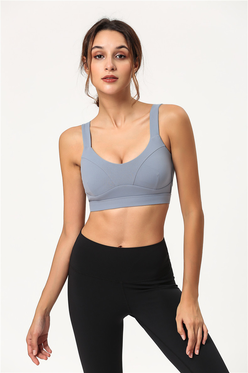 Title 7, Shockproof gathered sports bra