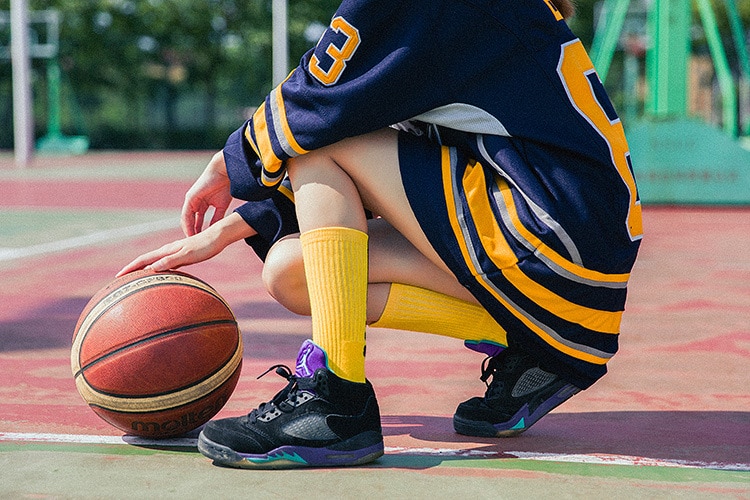 Title 6, Calcetines profesionales de baloncesto de tubo ...