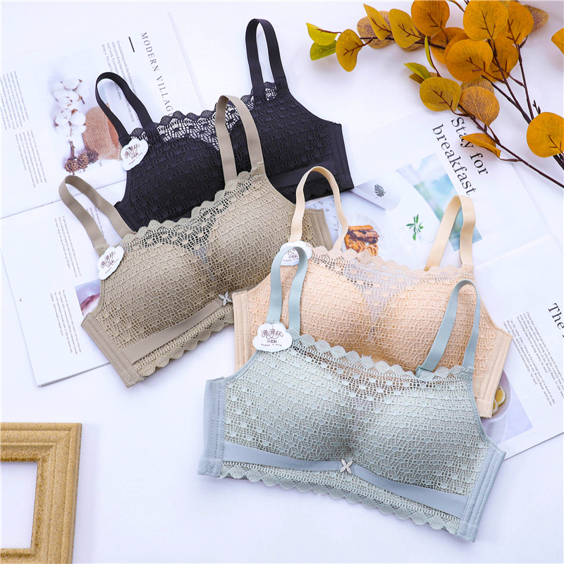 Title 3, Sweet lace bra for exceptional comfort and eleg...