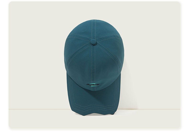 Title 13, Adjustable couple hat