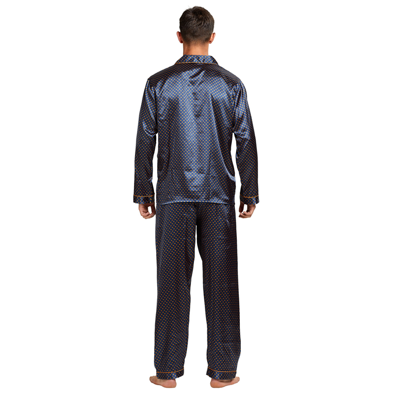 Title 7, Ensemble de pyjama en soie tachée pour homme. D...