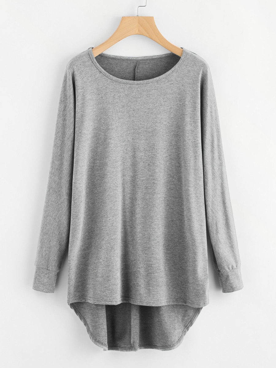 Title 17, Loose mid-length long-sleeved T-shirt designed ...