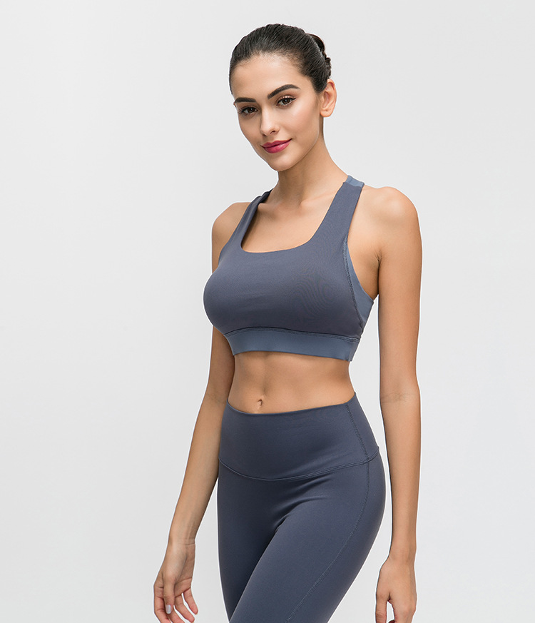 Title 5, Contrast-panel sports bra