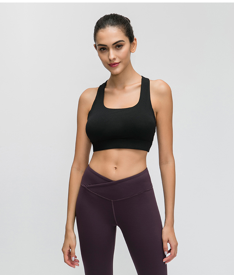 Title 11, Contrast-panel sports bra