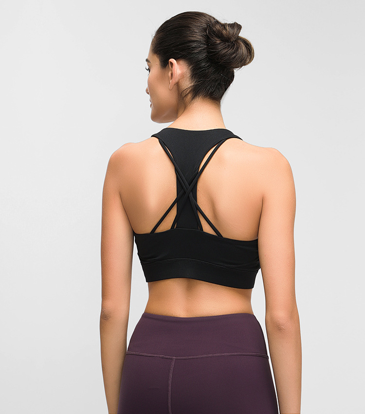 Title 13, Contrast-panel sports bra