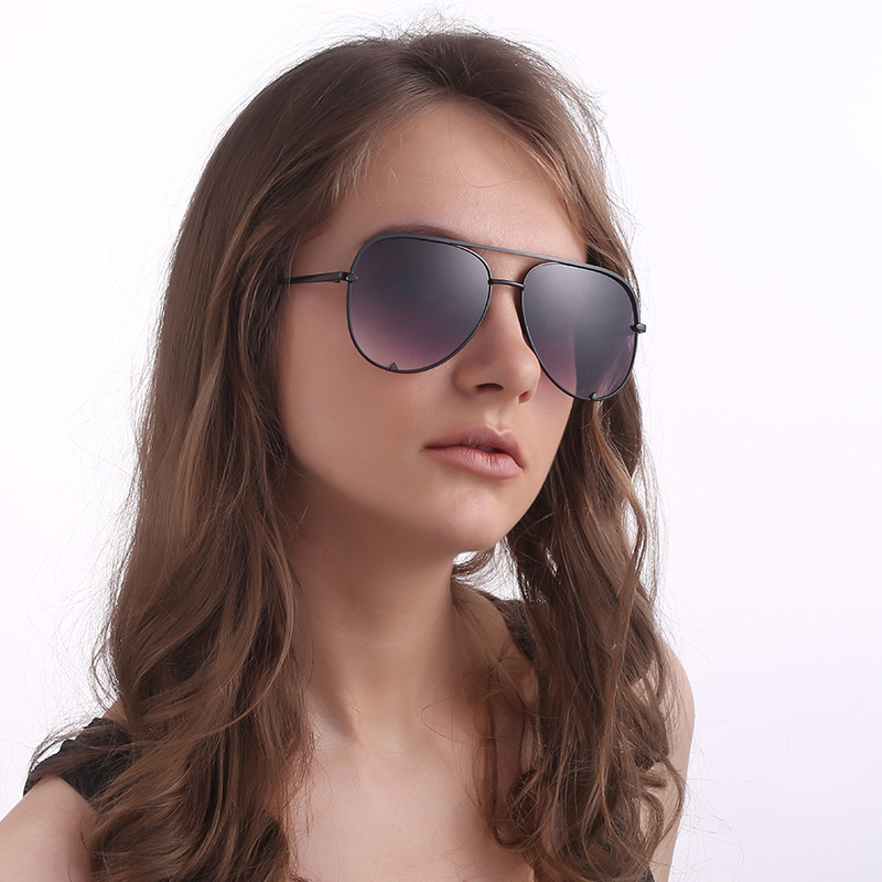 Title 13, Personalized avant-garde aviator glasses