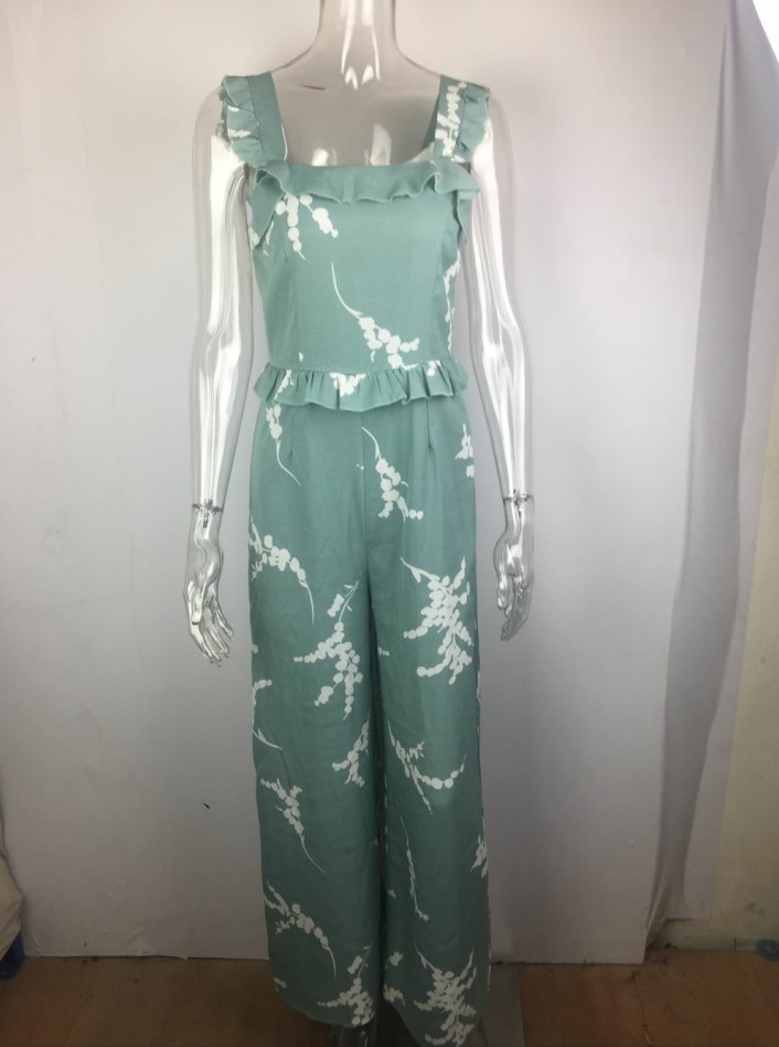 Title 6, Ruffle print jumpsuit with suspenders. Comforta...