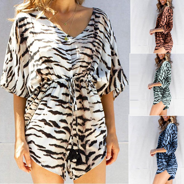 Title 1, Loose-print V-neck high waist leopard jumpsuit