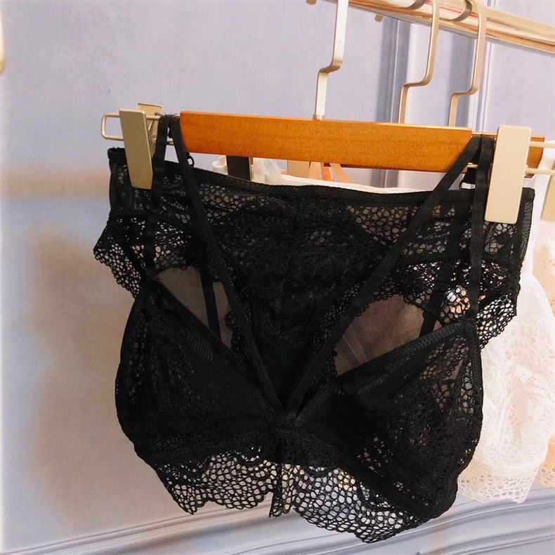 Title 14, Lace underwireless underwear