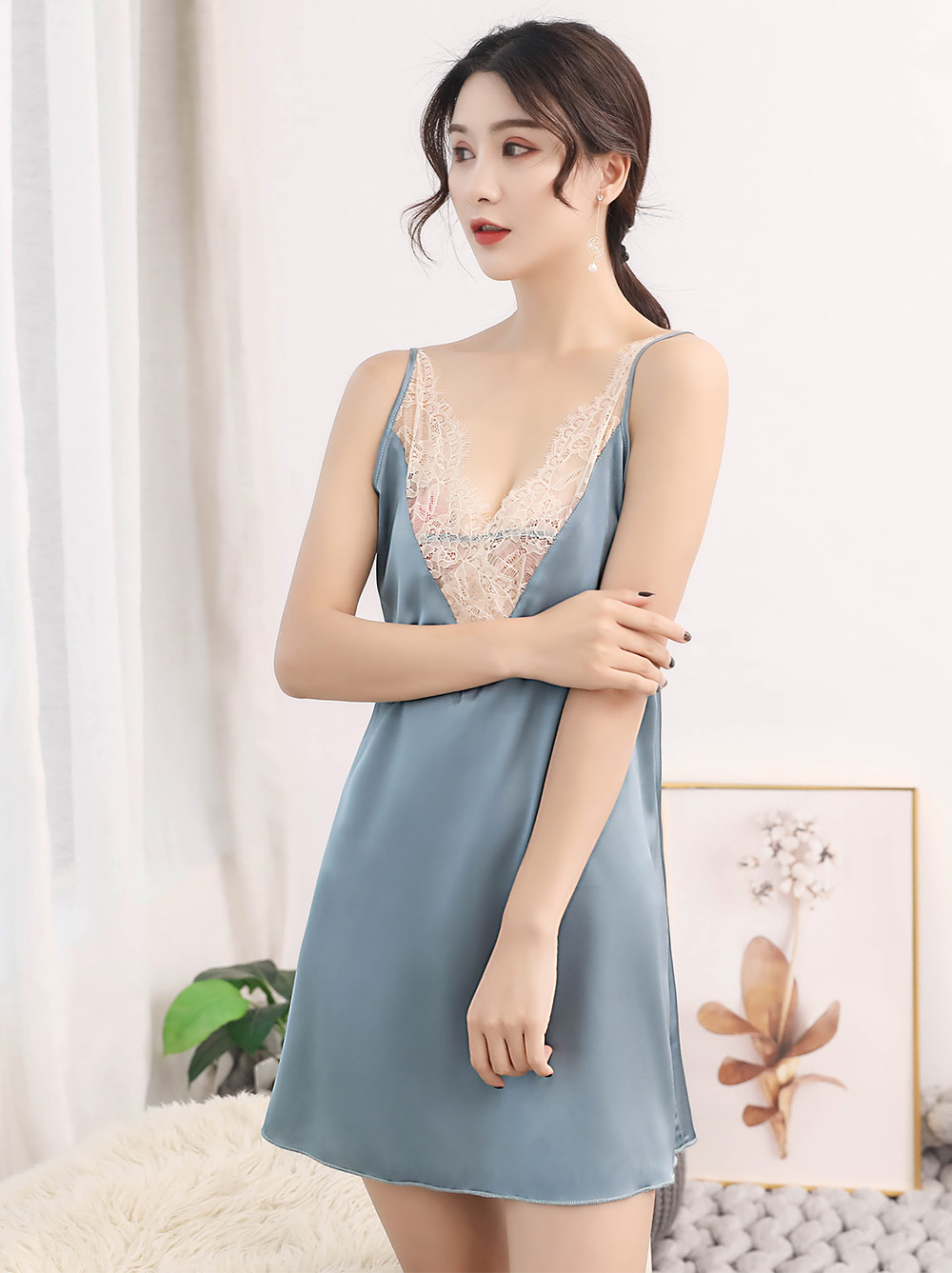 Title 3, Chiffon silk pajamas