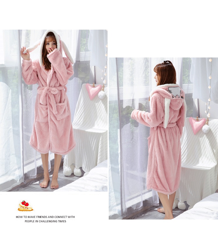 Title 1, Coral velvet robe