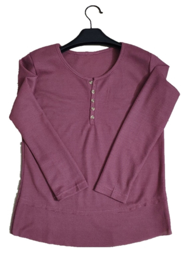 Title 8, Casual stitching top