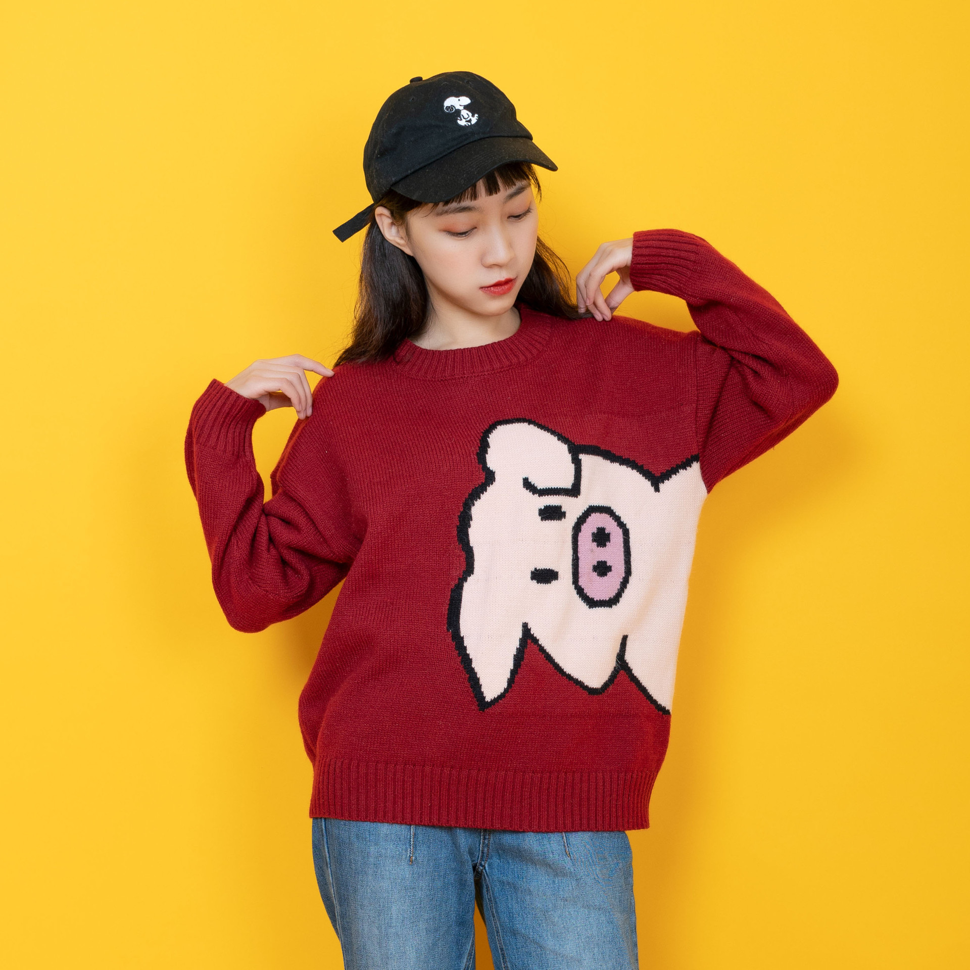 Title 9, Spring New Year red pig sweater