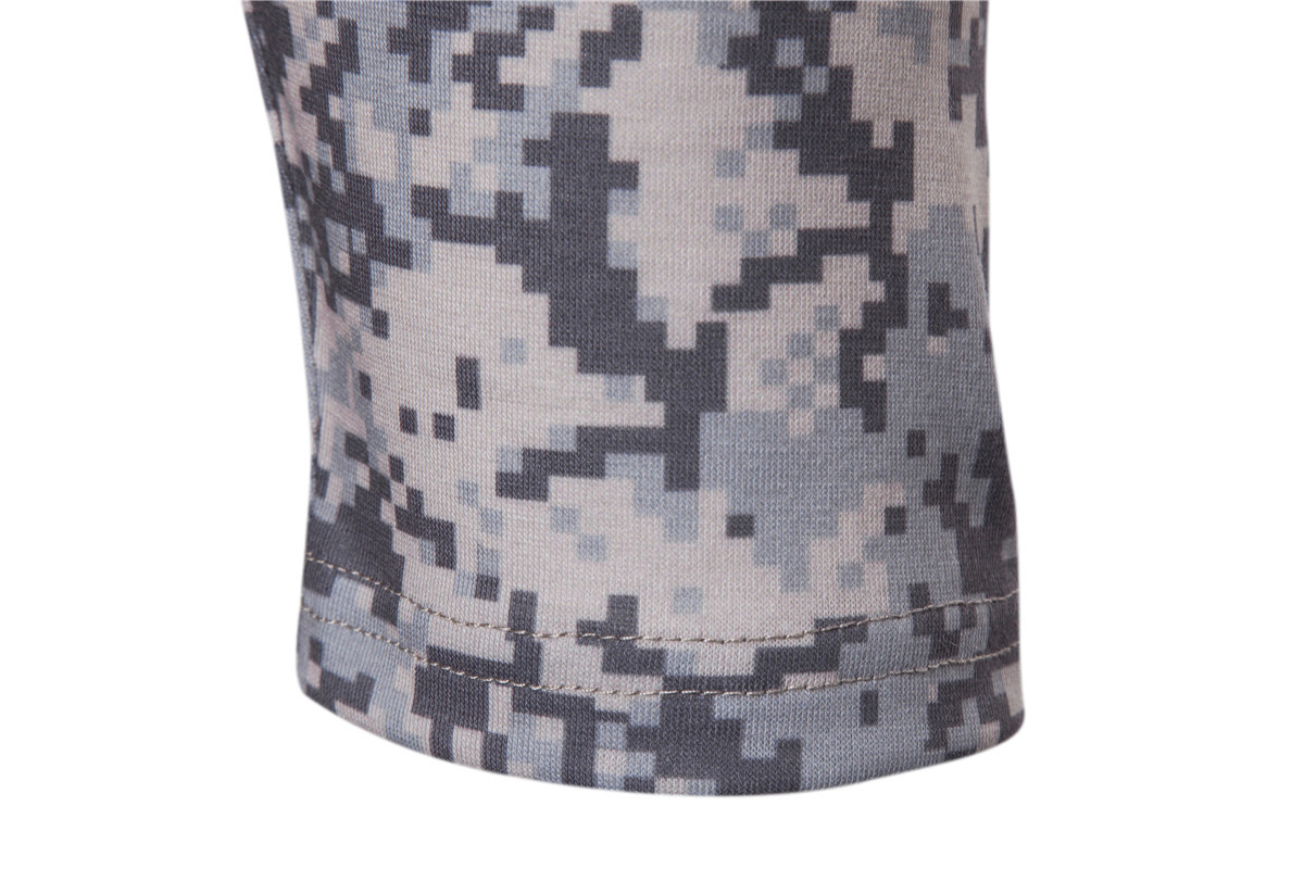 Title 17, Camouflage Panel Zipper T-shirt. Versatile and ...