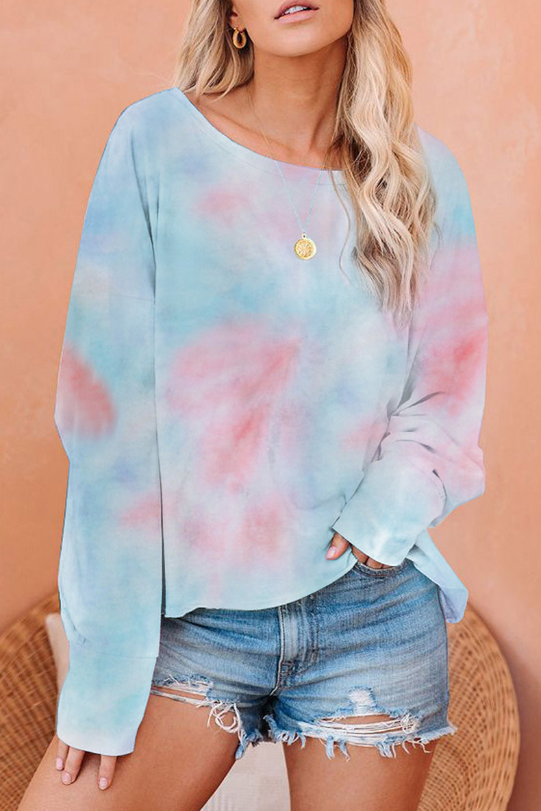 Title 6, Gradient tie-dye pullover