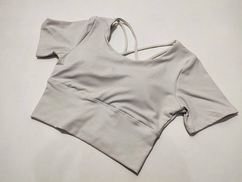 Title 39, Yoga wear with chest pad