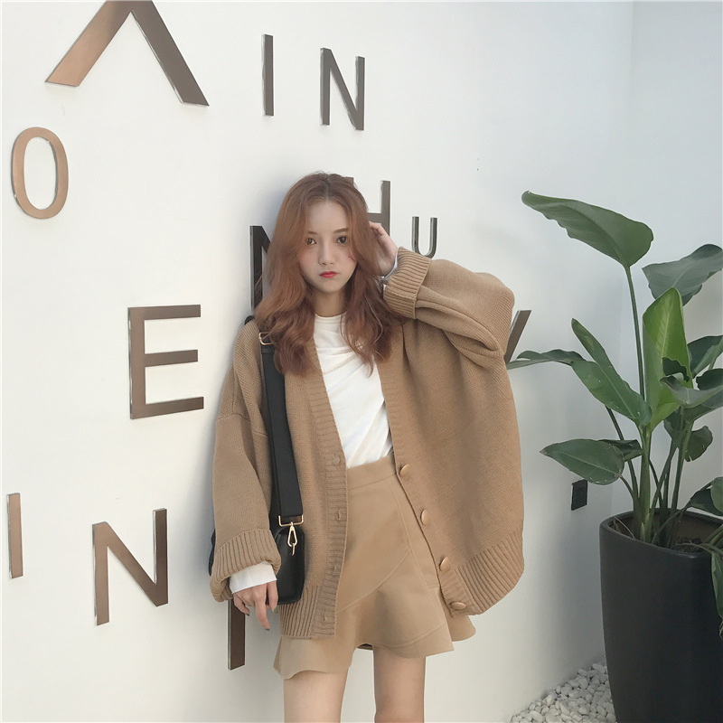 Title 2, Loose knitted sweater coat