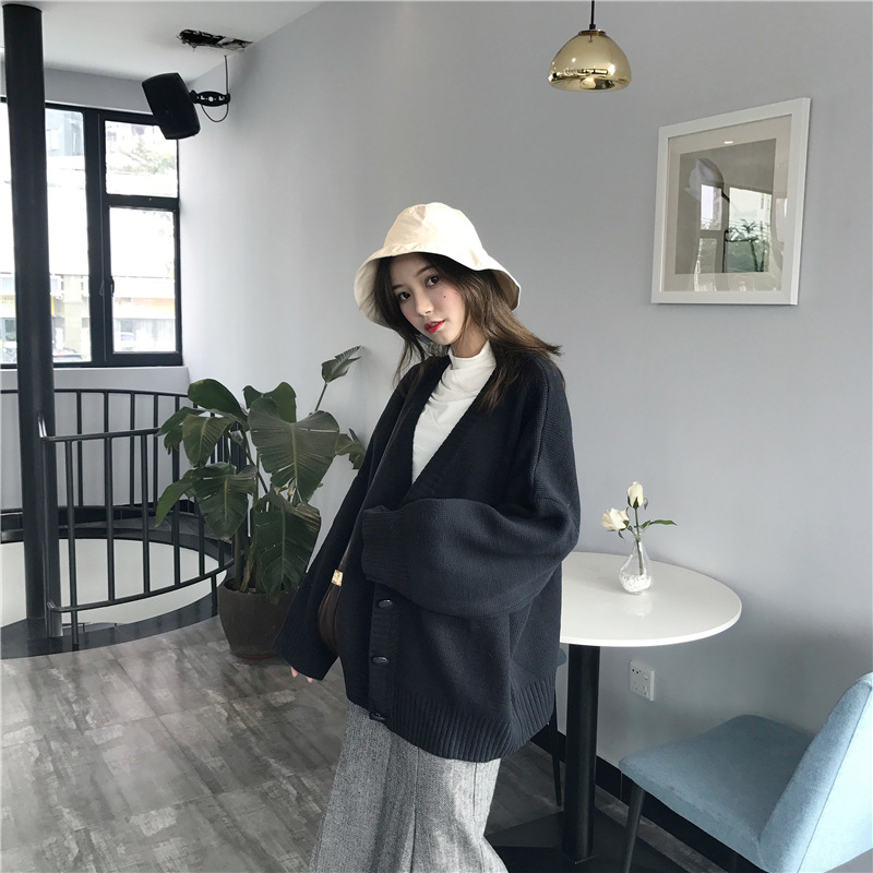 Title 11, Loose knitted sweater coat