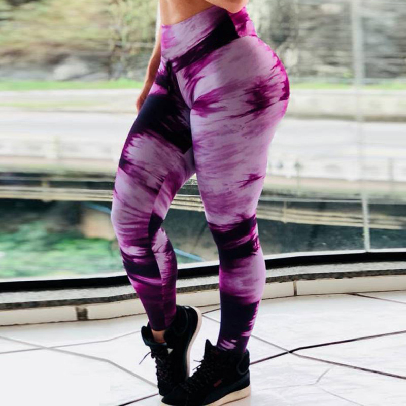 Title 3, Gradient digital print yoga pants