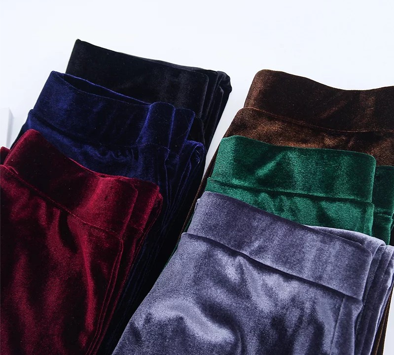 Title 20, Damen Casual Hose aus Micro-Velvet für tägliche...