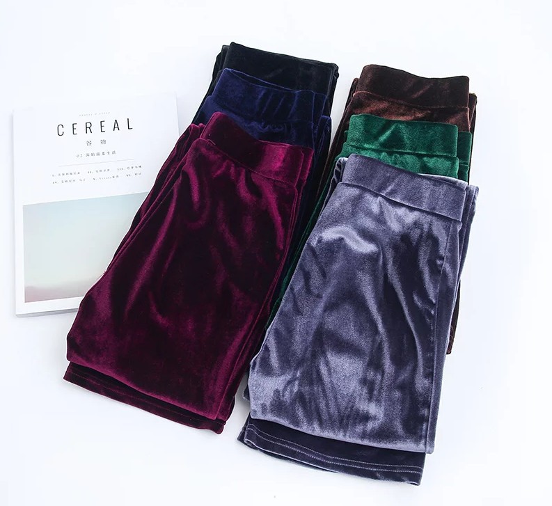 Title 22, Damen Casual Hose aus Micro-Velvet für tägliche...