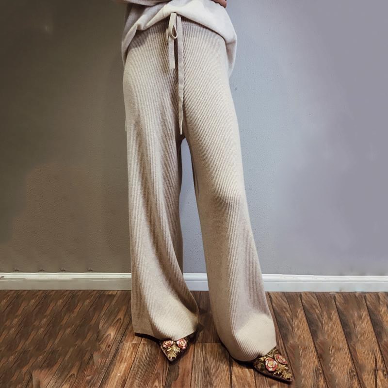 Title 1, High-rise solid color cashmere wide-leg trouser...