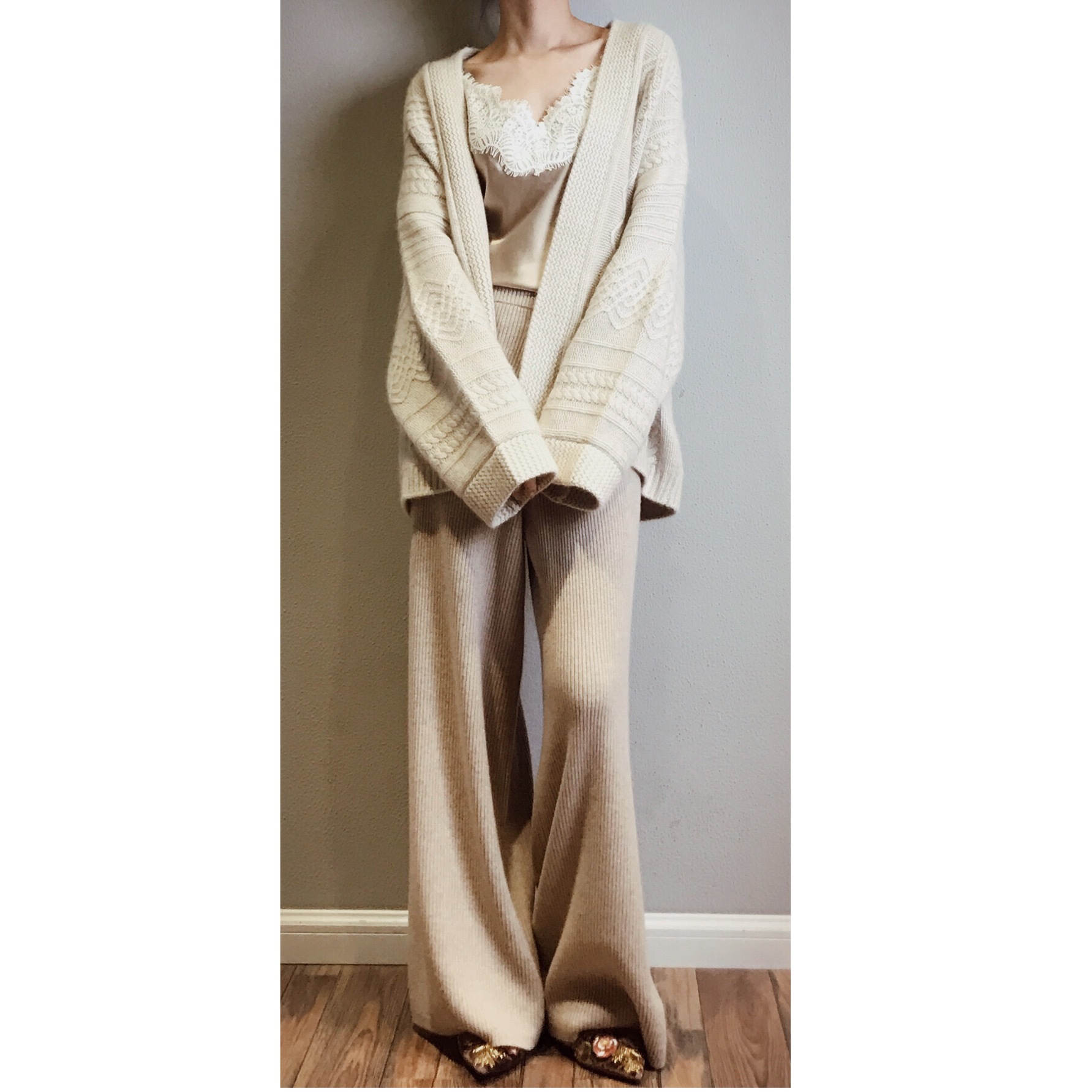 Title 4, High-rise solid color cashmere wide-leg trouser...