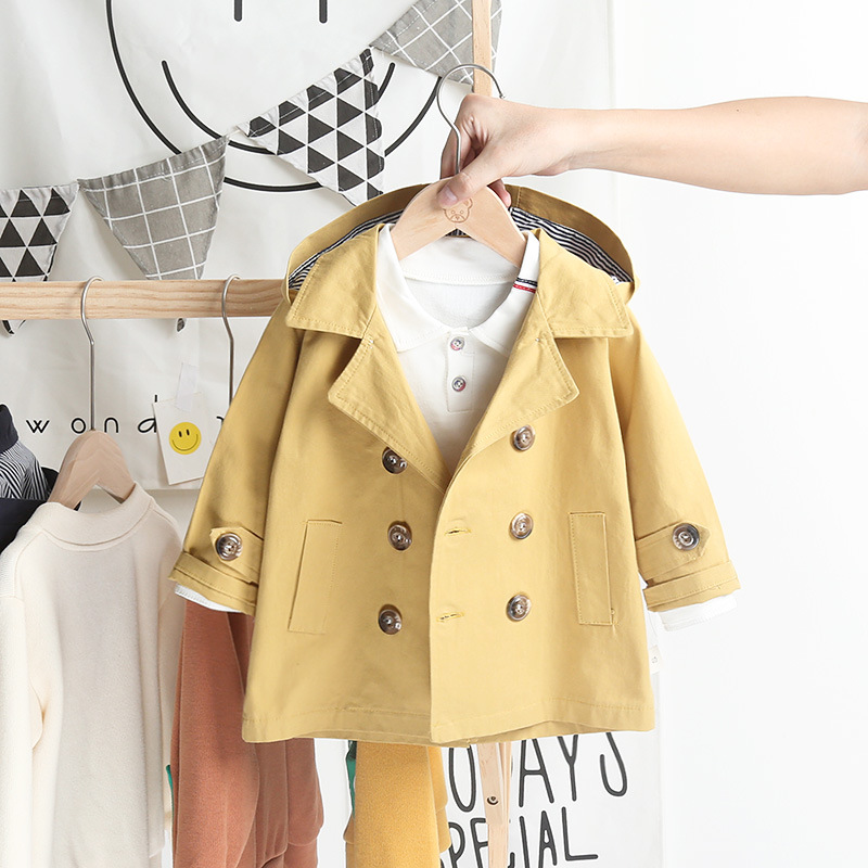 Title 2, Trench coat de primavera para mulheres. Leveza ...