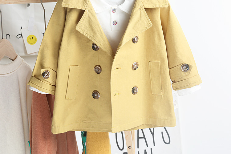 Title 8, Trench coat de primavera para mulheres. Leveza ...