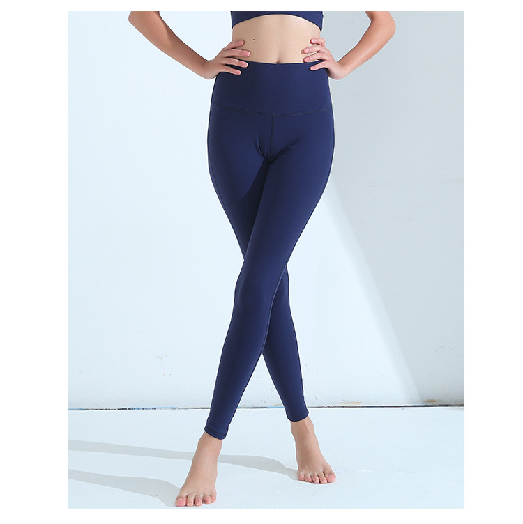 Title 1, Abbigliamento fitness donna yoga e danza. Scopr...