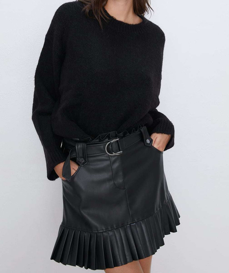 Title 4, Pleated Bottoming Fan PU Skirt Elevate your sty...